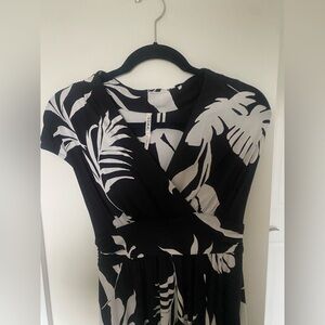 Soma faux wrap bra dress in black and white print size small new!